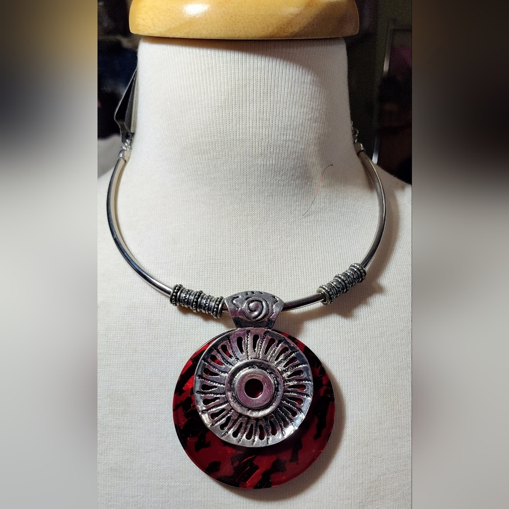Elegant Haure By Treska and Silver Pendant Choker Necklace
